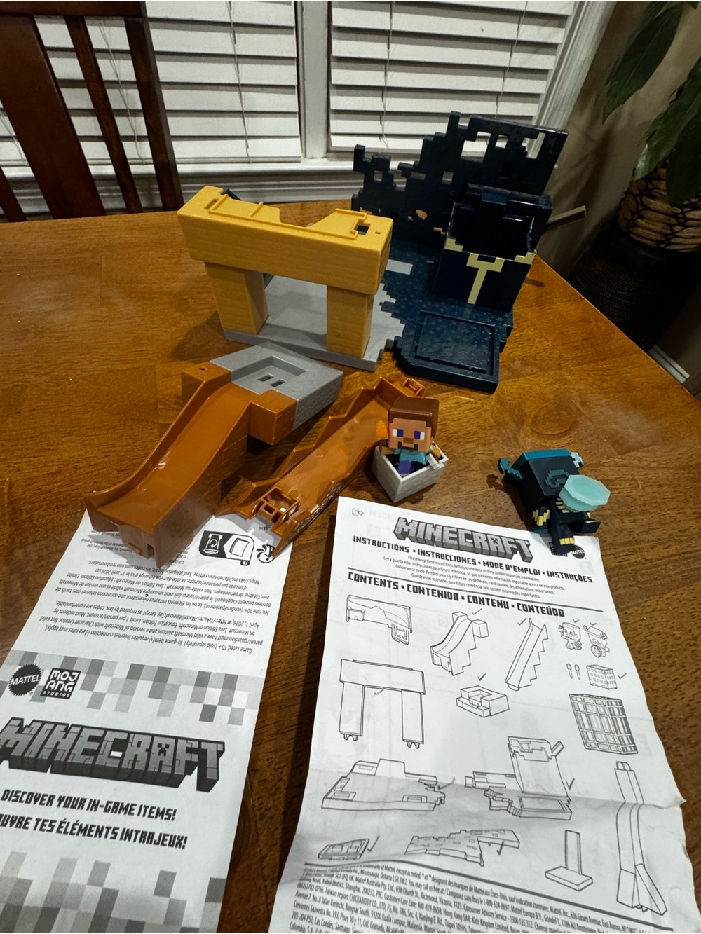 Minecraft Mini Mode Rise of the Warden Playset Steve & Warden- AFewMissingParts